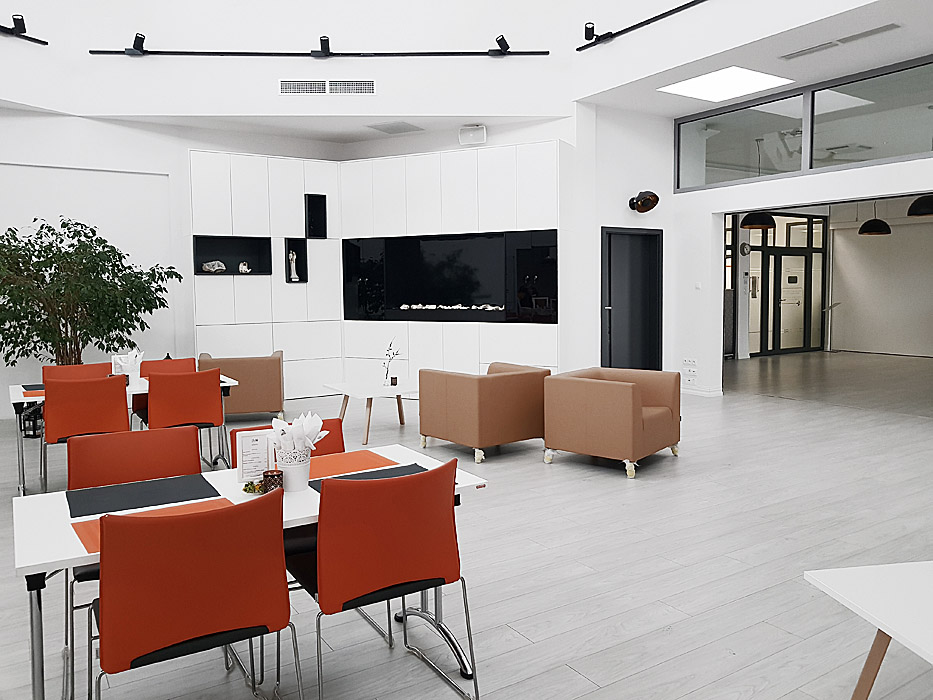 Projekty wnętrz, meble na zamówienie dla biura klinika imc