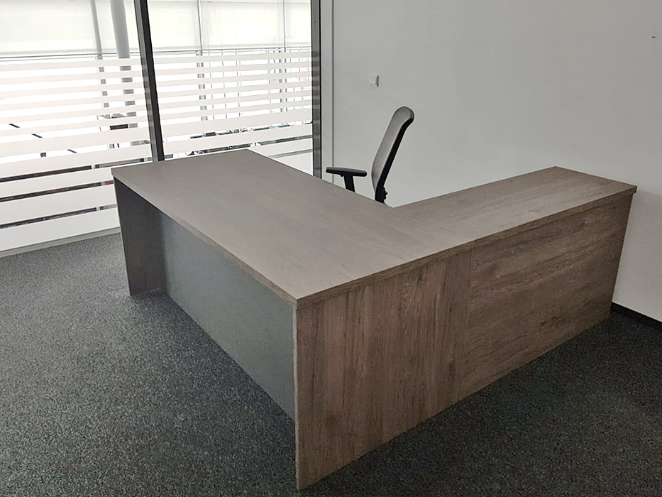 projekt mebli dla portu lotniczego we Wrocławiu