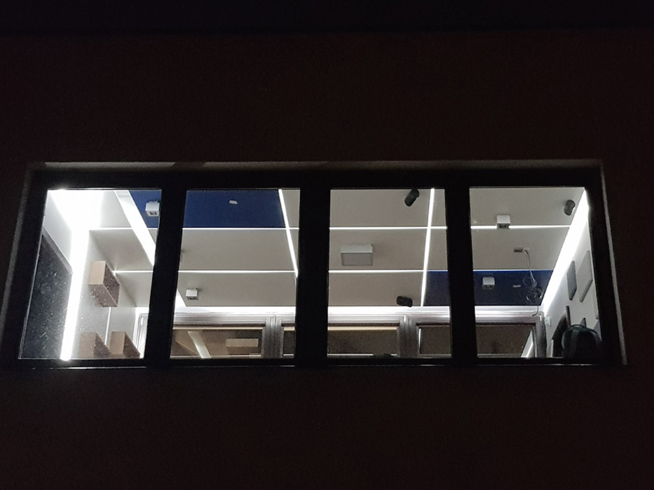 projekt i wykonanie wnętrza sali kinowej